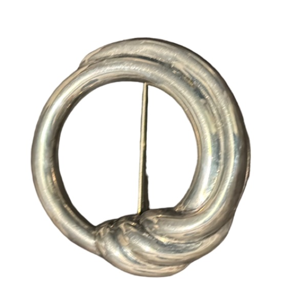 925 Sterling Silver Vintage Bayanihan Ribbed Pin Brooch  2” diameter. - Picture 7 of 11